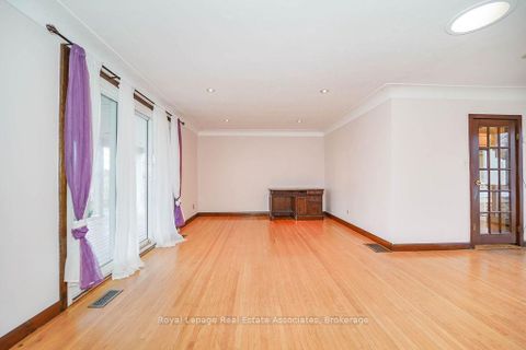 Photo 24 at 3364 Burnhamthorpe Road W, OA Rural Oakville, Oakville