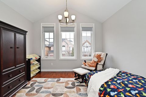 Photo 23 at 32 Seabreeze Avenue, Patterson, Vaughan