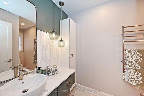 Photo 25 at 32 Seabreeze Avenue, Patterson, Vaughan