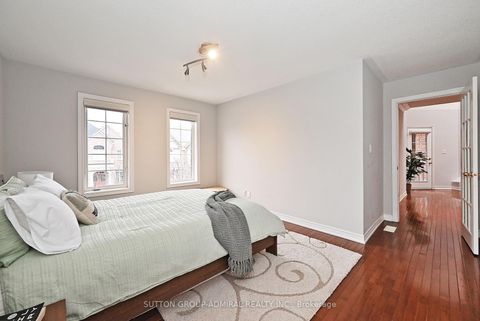 Photo 30 at 32 Seabreeze Avenue, Patterson, Vaughan