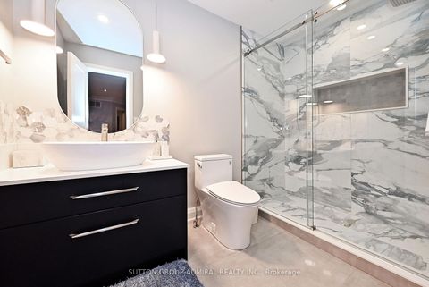 Photo 33 at 32 Seabreeze Avenue, Patterson, Vaughan