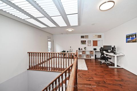 Photo 35 at 32 Seabreeze Avenue, Patterson, Vaughan