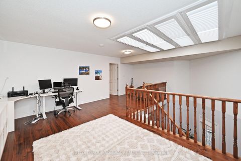 Photo 37 at 32 Seabreeze Avenue, Patterson, Vaughan