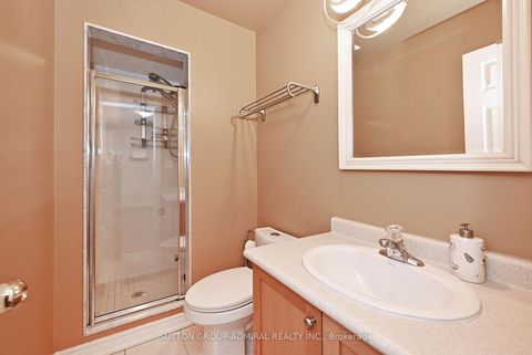 Photo 41 at 32 Seabreeze Avenue, Patterson, Vaughan