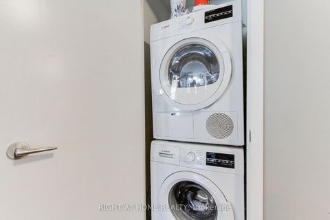 Photo 23 at 829 - 10 Capreol Court, Waterfront Communities C1, Toronto