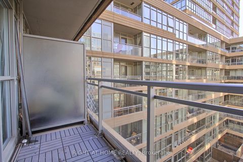 Photo 24 at 829 - 10 Capreol Court, Waterfront Communities C1, Toronto