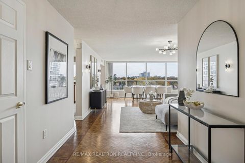 Photo 3 at 801 - 7300 Yonge Street, Yorkhill, Vaughan