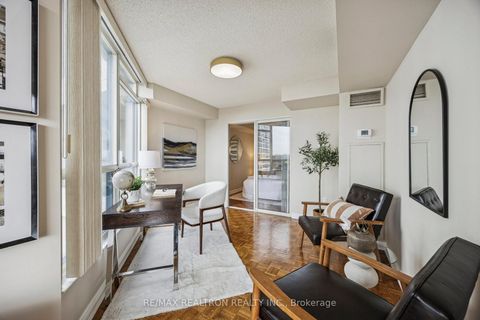 Photo 22 at 801 - 7300 Yonge Street, Yorkhill, Vaughan