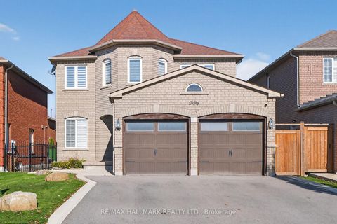 Photo 0 at 50 Coalbrook Court, East Woodbridge, Vaughan
