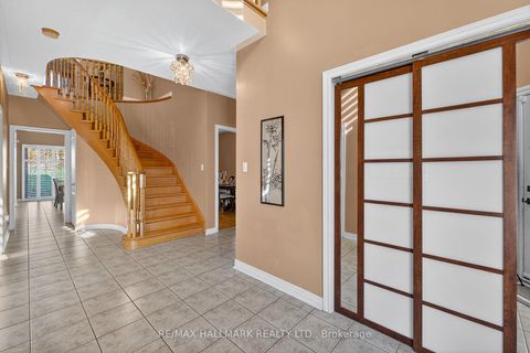 Photo 5 at 50 Coalbrook Court, East Woodbridge, Vaughan