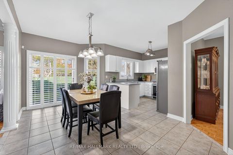 Photo 10 at 50 Coalbrook Court, East Woodbridge, Vaughan