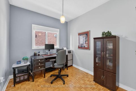 Photo 24 at 50 Coalbrook Court, East Woodbridge, Vaughan