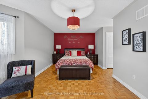 Photo 32 at 50 Coalbrook Court, East Woodbridge, Vaughan