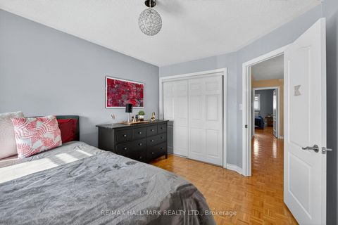 Photo 40 at 50 Coalbrook Court, East Woodbridge, Vaughan