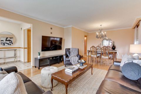 Photo 10 at 234 Maple Leaf Drive, Rustic, Toronto