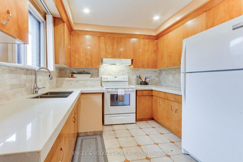 Photo 17 at 234 Maple Leaf Drive, Rustic, Toronto