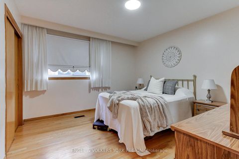 Photo 30 at 234 Maple Leaf Drive, Rustic, Toronto