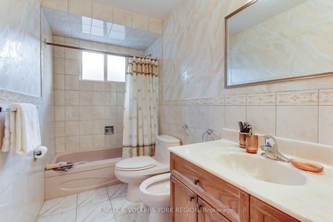 Photo 32 at 234 Maple Leaf Drive, Rustic, Toronto
