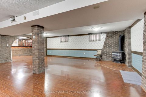 Photo 35 at 234 Maple Leaf Drive, Rustic, Toronto