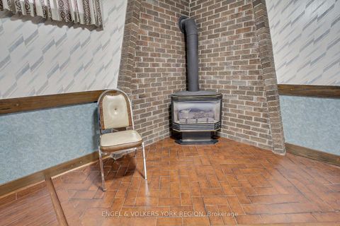 Photo 37 at 234 Maple Leaf Drive, Rustic, Toronto