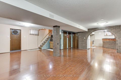 Photo 38 at 234 Maple Leaf Drive, Rustic, Toronto