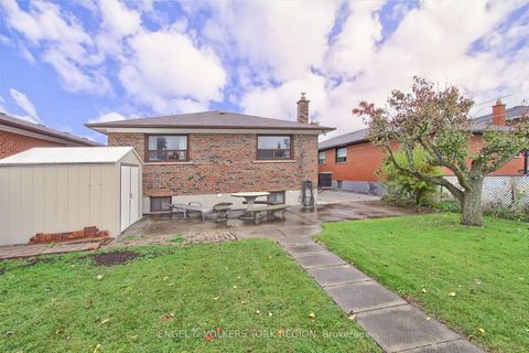 Photo 48 at 234 Maple Leaf Drive, Rustic, Toronto