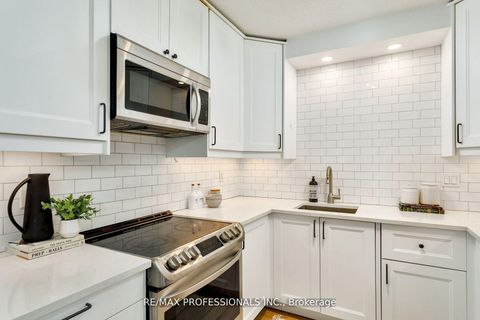 Photo 9 at 510 - 35 Ormskirk Avenue, Swansea, Toronto