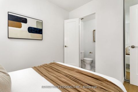 Photo 12 at 510 - 35 Ormskirk Avenue, Swansea, Toronto