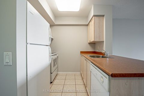 Photo 5 at 710 - 155 Beecroft Road, Westgate, Toronto