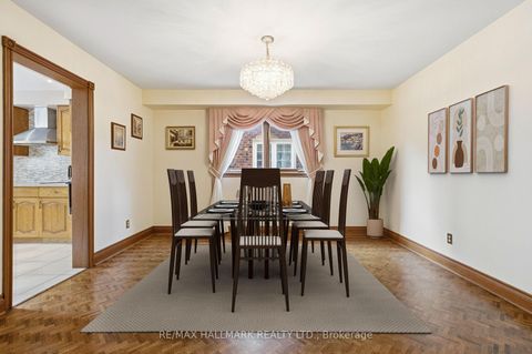 Photo 8 at 24 Whalen Court, Westbrook, Richmond Hill