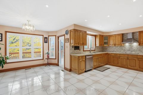 Photo 13 at 24 Whalen Court, Westbrook, Richmond Hill