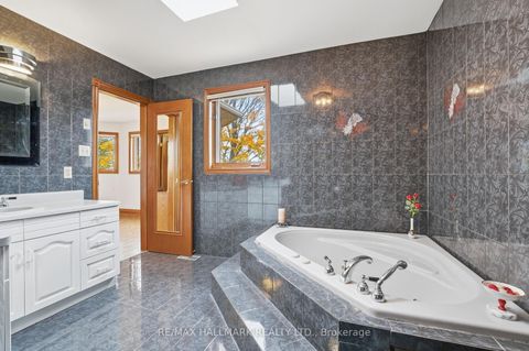 Photo 23 at 24 Whalen Court, Westbrook, Richmond Hill