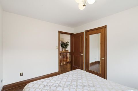 Photo 33 at 24 Whalen Court, Westbrook, Richmond Hill