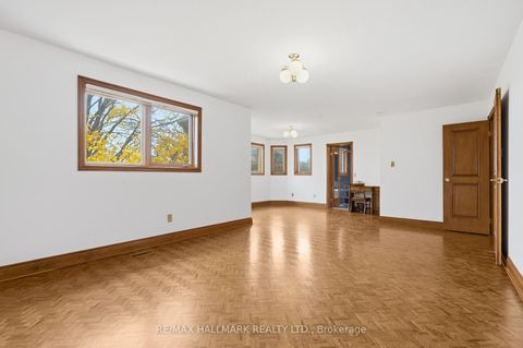 Photo 34 at 24 Whalen Court, Westbrook, Richmond Hill