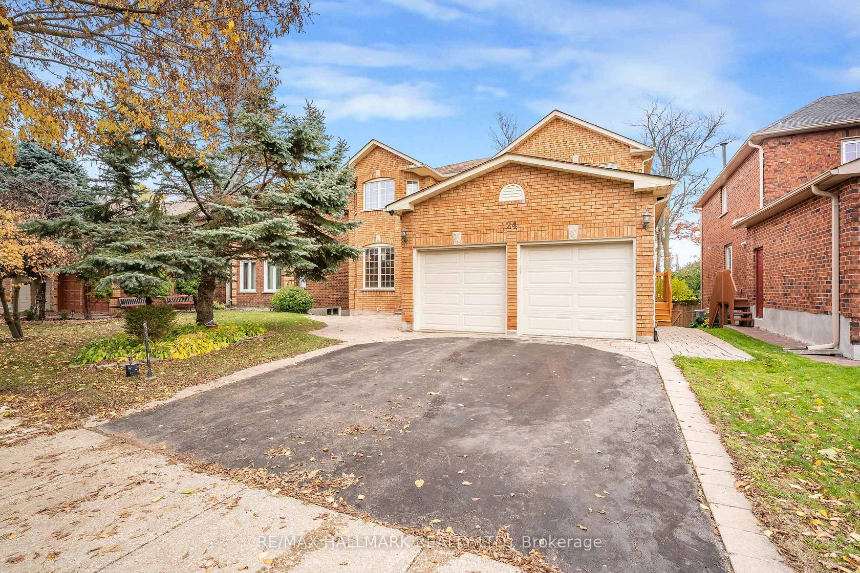24 Whalen Court, Westbrook, Richmond Hill 