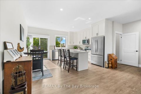 Photo 5 at 146 Mary Street, Creemore, Clearview