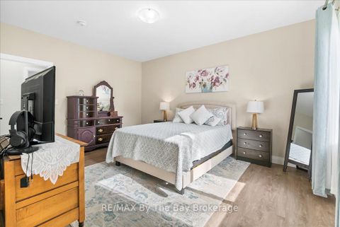 Photo 16 at 146 Mary Street, Creemore, Clearview