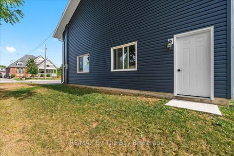 Photo 36 at 146 Mary Street, Creemore, Clearview