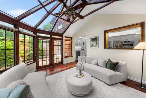 Photo 12 at 68 Montressor Drive, Windfields, Toronto