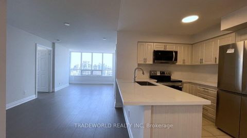 Photo 8 at 2526 - 25 Greenview Avenue, Newtonbrook West, Toronto