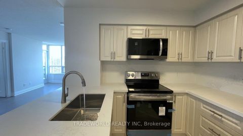 Photo 12 at 2526 - 25 Greenview Avenue, Newtonbrook West, Toronto