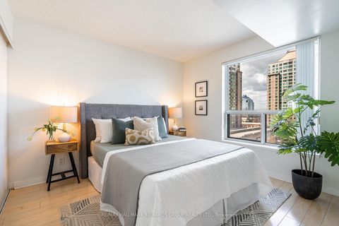 Photo 8 at 811 - 38 Lee Centre Drive, Woburn, Toronto