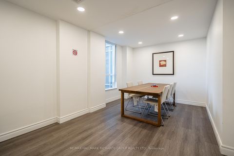 Photo 10 at 811 - 38 Lee Centre Drive, Woburn, Toronto