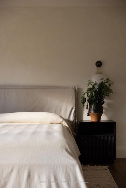 Photo 18 at 36 Rosemeade Avenue, Queensway, Toronto