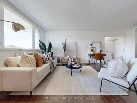 Photo 3 at PH09 - 80 Coe Hill Drive, Swansea, Toronto