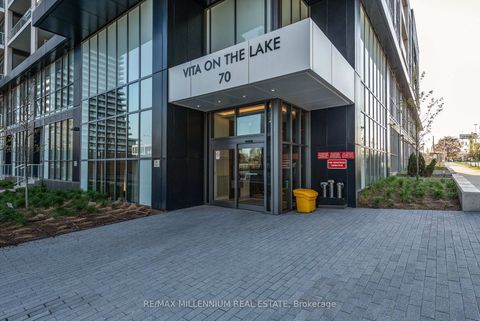 Photo 2 at 4801 - 70 Annie Craig Drive, Mimico, Toronto