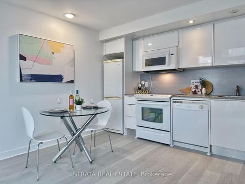 Photo 6 at 3012 - 25 Telegram Mews, Waterfront Communities C1, Toronto