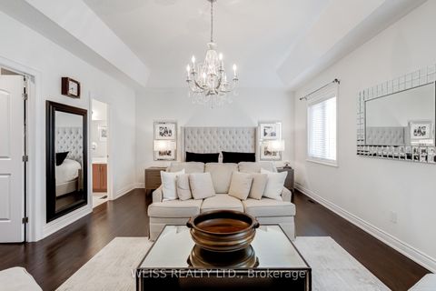 Photo 30 at 43 Chesney Crescent, Kleinburg, Vaughan