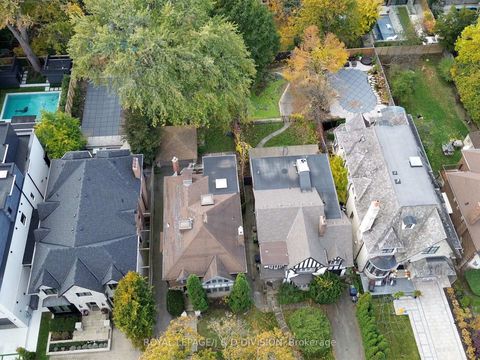 Photo 32 at 210 Rosemary Road, Forest Hill South, Toronto