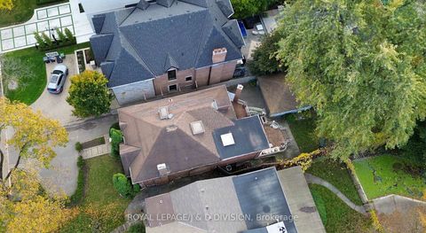 Photo 34 at 210 Rosemary Road, Forest Hill South, Toronto